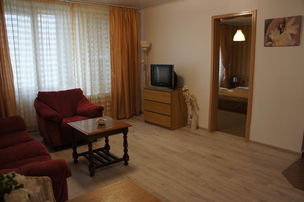 Agentia H Accommodation Бухарест Экстерьер фото