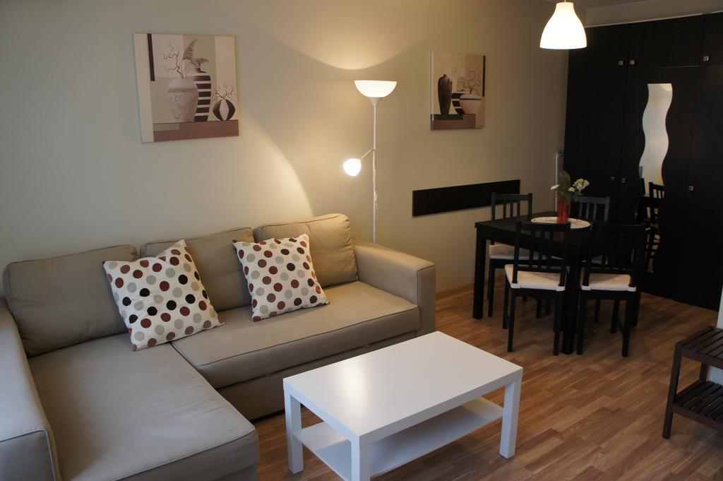 Agentia H Accommodation Бухарест Номер фото