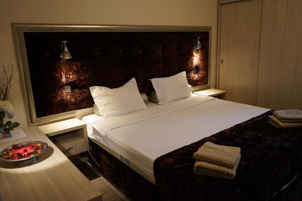 Agentia H Accommodation Бухарест Экстерьер фото