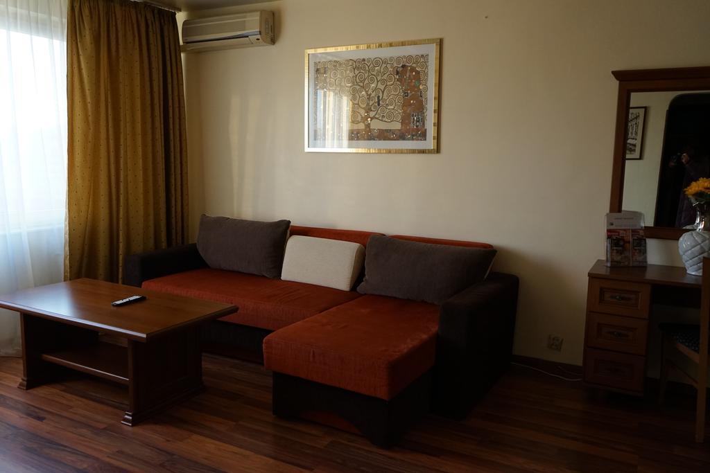 Agentia H Accommodation Бухарест Экстерьер фото