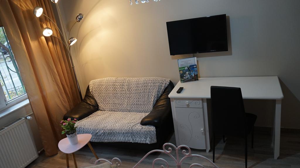 Agentia H Accommodation Бухарест Экстерьер фото
